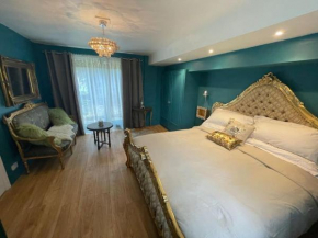 The Big Cosy Boudoir Bed + Hot tub